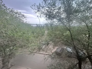 Двушка на набережной — фото 8